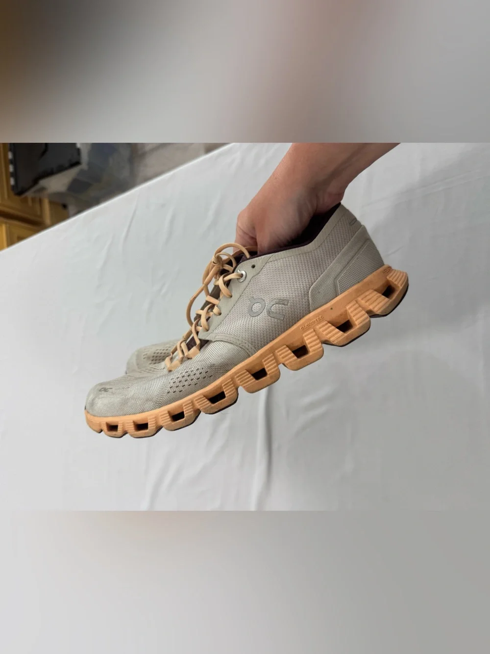 Women's On Cloud X training shoes 10.5‎